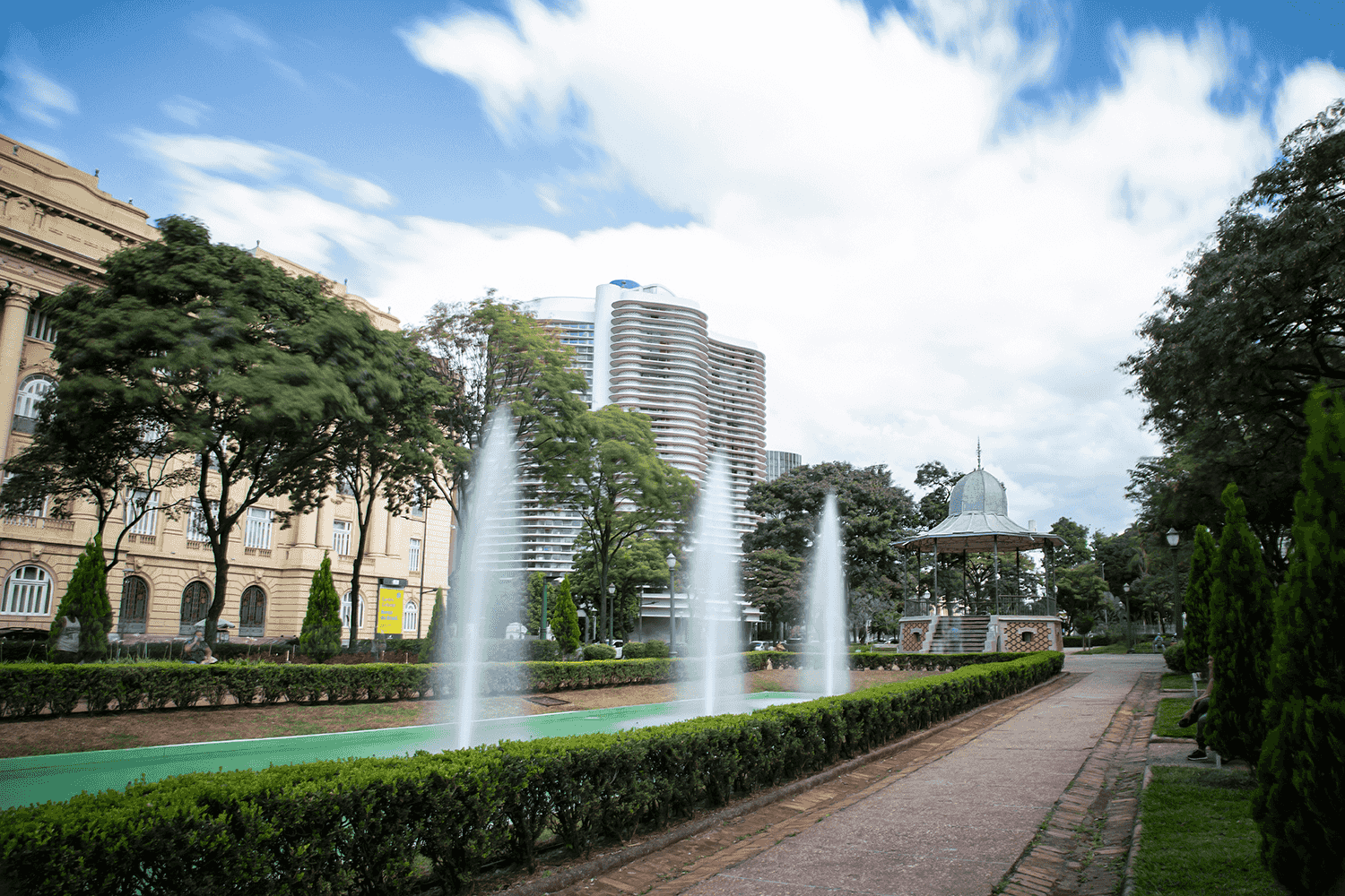 12 min a pé da Praça da Liberdade