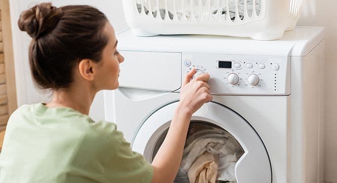 Dicas sustentáveis para lavar roupa