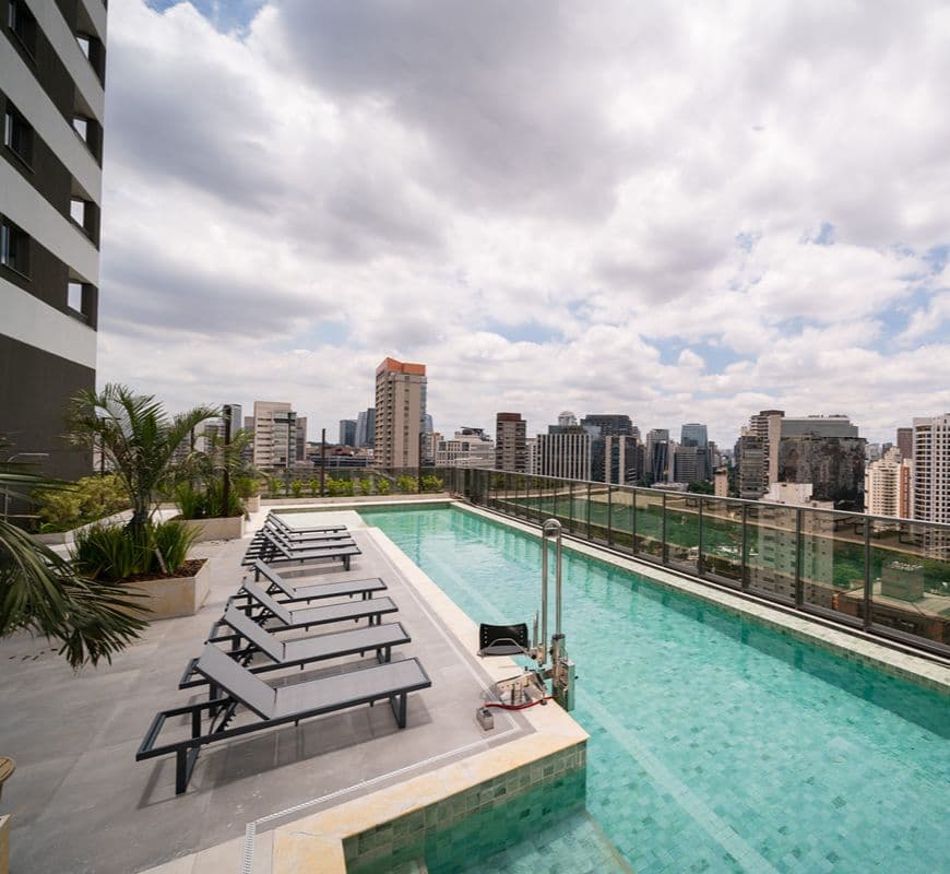 Imagem da piscina do Today Faria Lima em São Paulo