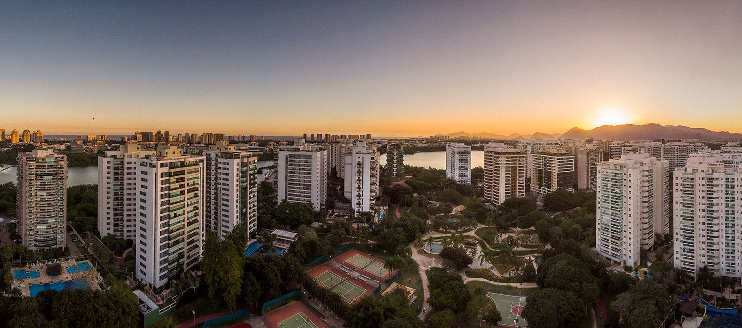Vista aérea da Península na Barra da Tijuca no Rio de Janeiro